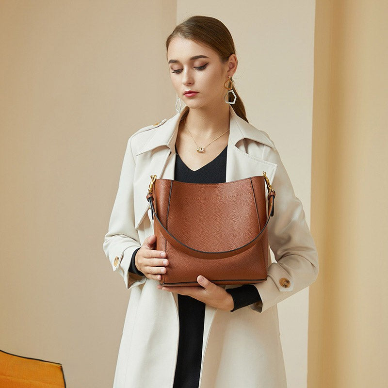 Women’s Leather Shoulder Bag – Odelia